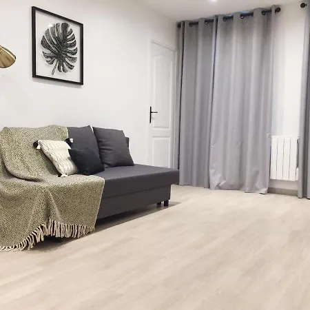 New In The Heart Of Le Marais Appartamento