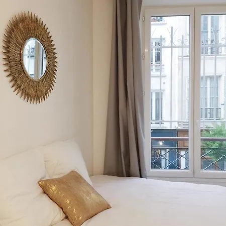 Appartamento New In The Heart Of Le Marais Parigi
