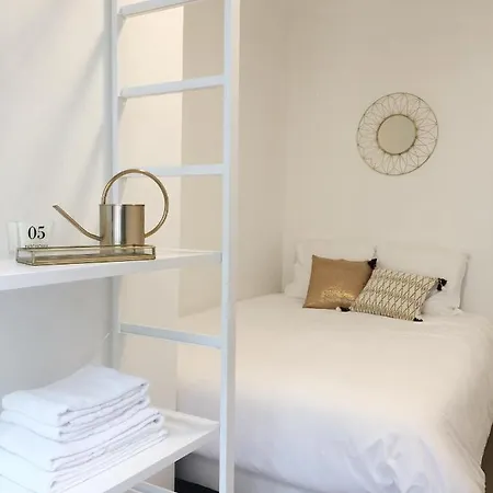New In The Heart Of Le Marais Parigi